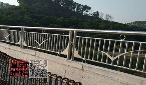 不鏽鋼橋梁護欄