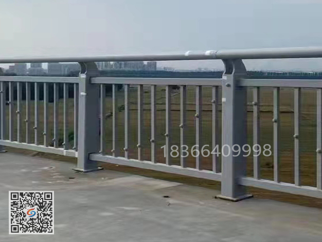 橋（qiáo）梁人行道護欄