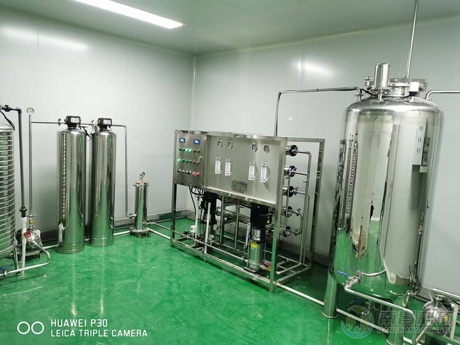 維（wéi）德（進賢）0.5T二級反滲透設備（bèi）